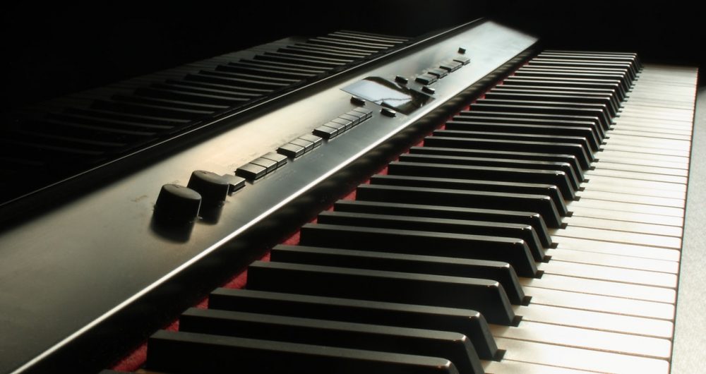 Top 10 Best Digital Pianos 2023 (Beginner's Guide)