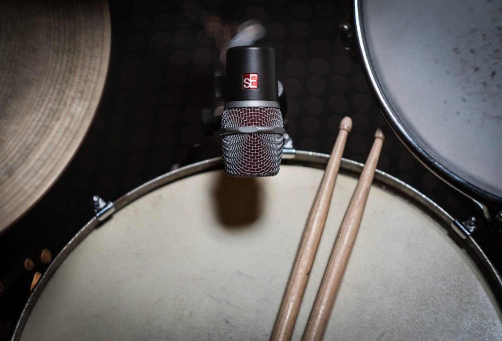 10 Best Snare Drums for Rock in 2020 (Reviews + Buying Guide)